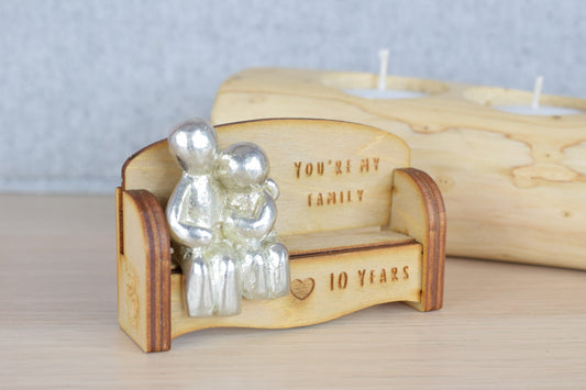 You're my family - 10 Year Anniversary Gift | Cuddling Couple on the Sofa | I Love You Gift