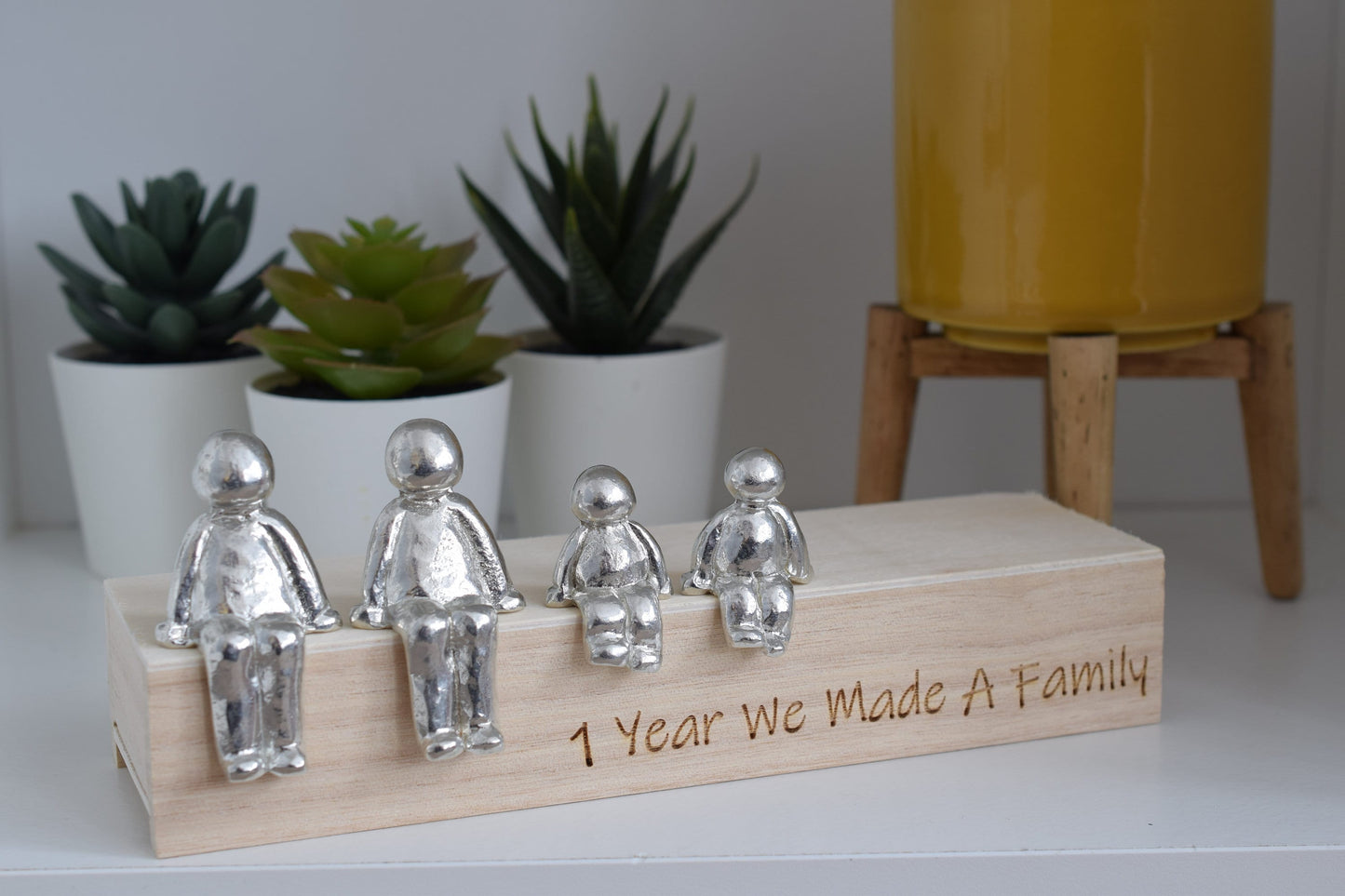 1 Year We Made a Family Sculpture Figurines - 1st Anniversary | Years 1 to 30 Available | Wooden Box Size & Grain Will Vary