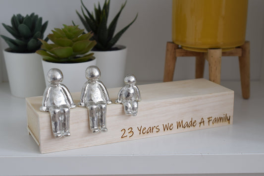 23 Years We Made a Family Sculpture Figurines - 23rd Anniversary | Years 1 to 30 Available | Wooden Box Size & Grain Will Vary