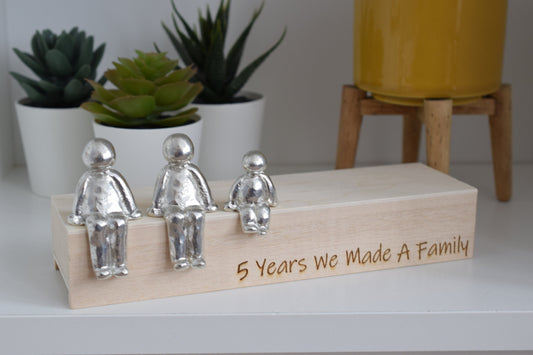 5 Years We Made a Family Sculpture Figurines - 5th Anniversary | Years 1 to 30 Available | Wooden Box Size & Grain Will Vary