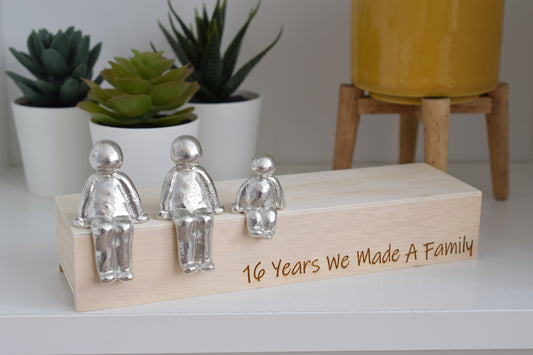16 Years We Made a Family Sculpture Figurines - 16th Anniversary | Years 1 to 30 Available | Wooden Box Size & Grain Will Vary