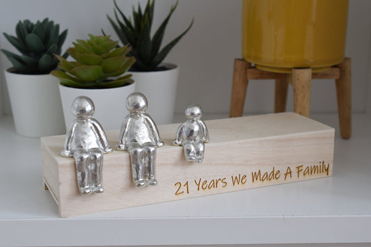 21 Years We Made a Family Sculpture Figurines - 21st Anniversary | Years 1 to 30 Available | Wooden Box Size & Grain Will Vary