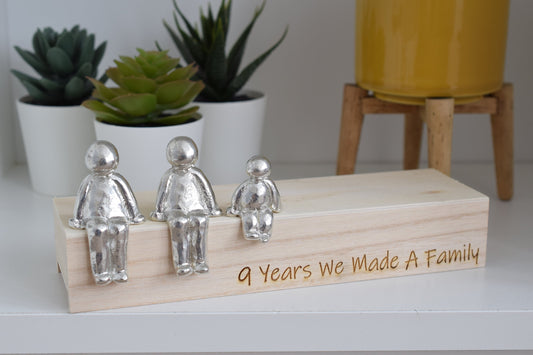 9 Years We Made a Family Sculpture Figurines - 9th Anniversary | Years 1 to 30 Available | Wooden Box Size & Grain Will Vary